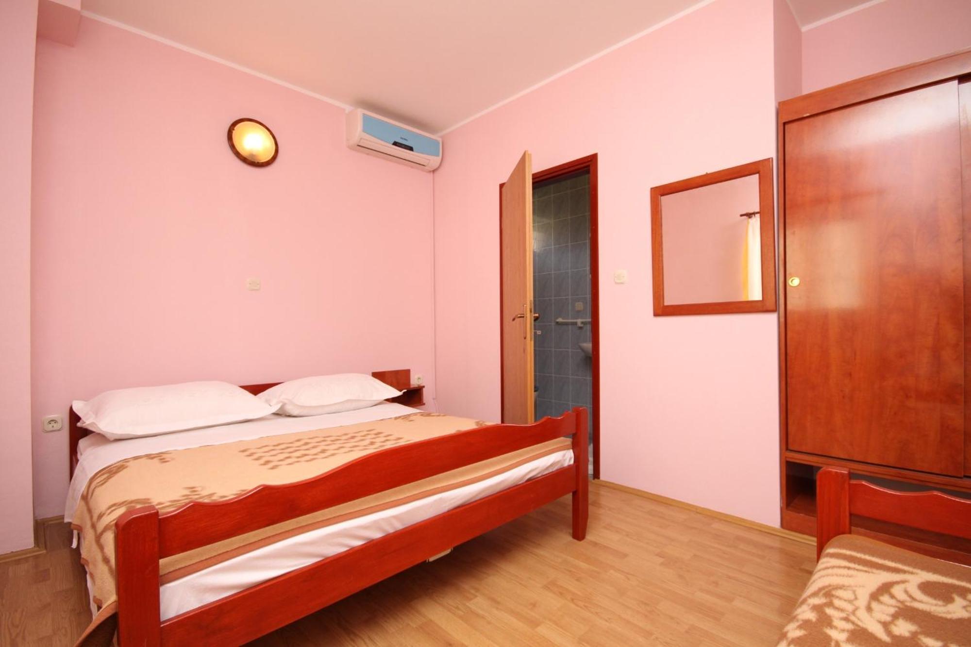 Apartments By The Sea Stara Novalja, Pag - 6469 Bilik gambar